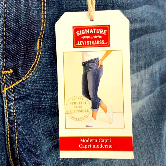 Levi’s Modern Cropped Jeans - Picture 6 of 8